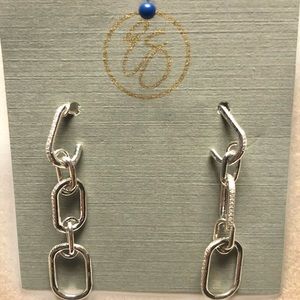 NIB Ella Stein Real diamond paper clip style stud earrings